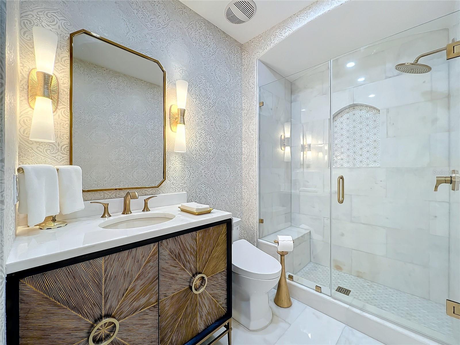 SYLVAN LAKE SHORES - Residential