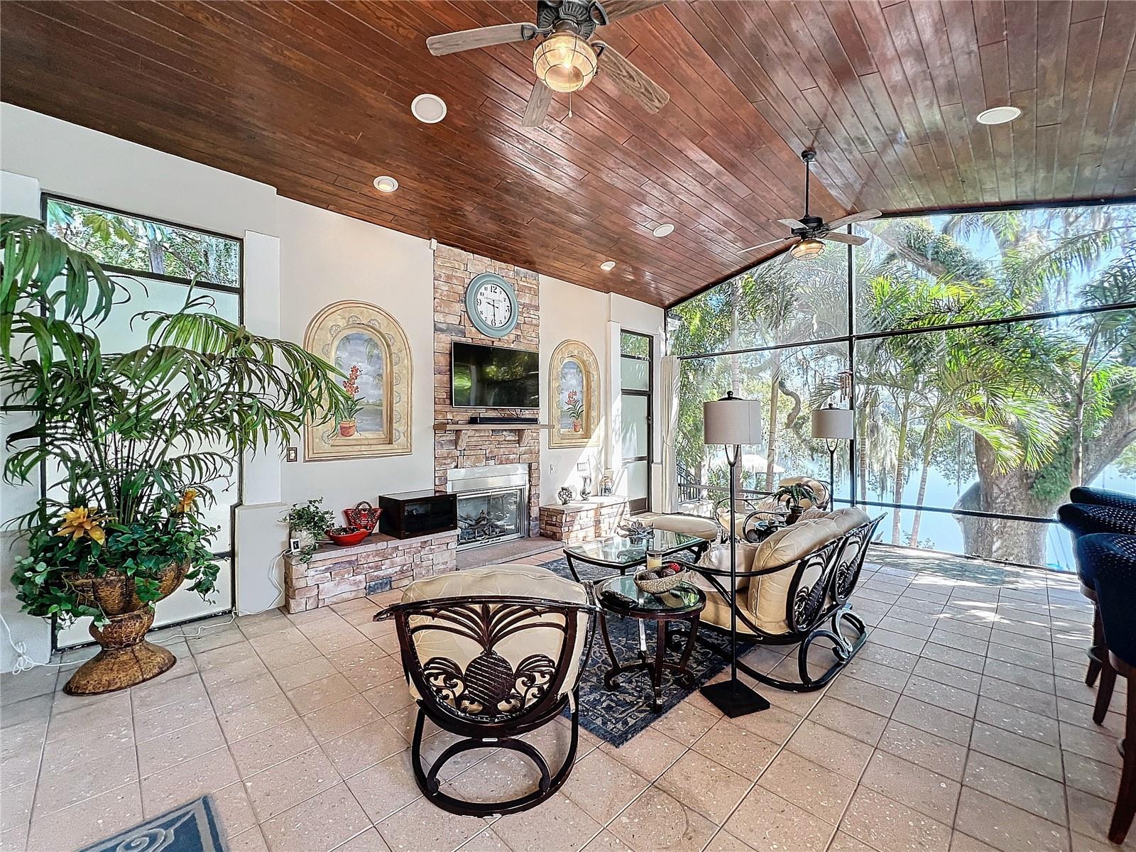 SYLVAN LAKE SHORES - Residential