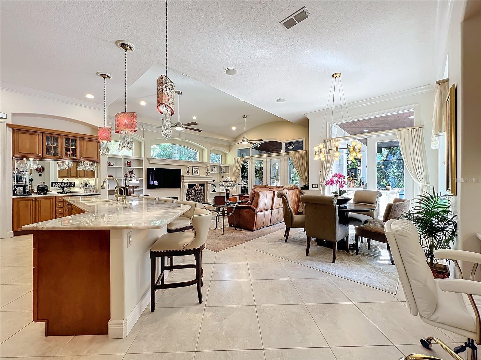 SYLVAN LAKE SHORES - Residential