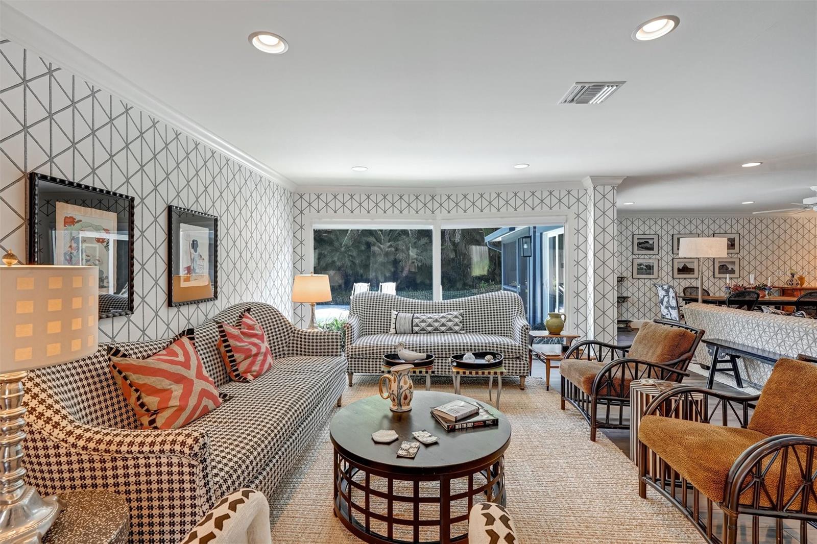 BROADWATER UNIT 1 - Residential