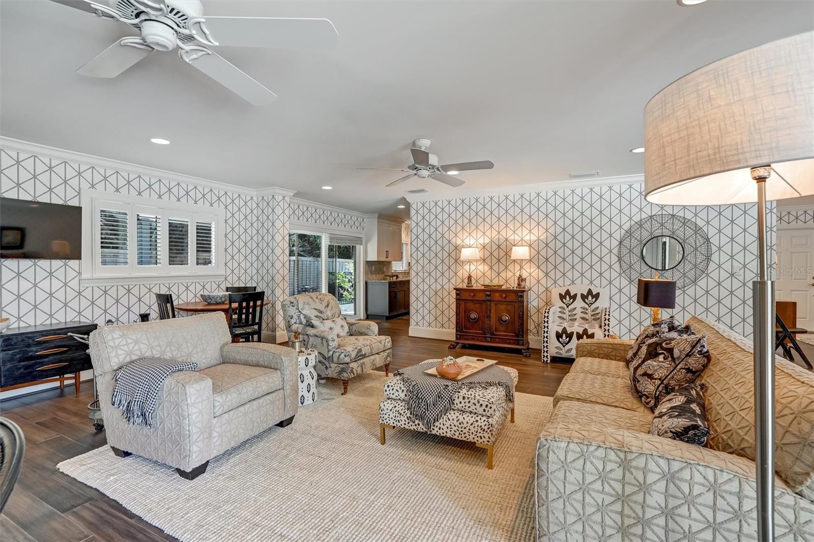 BROADWATER UNIT 1 - Residential