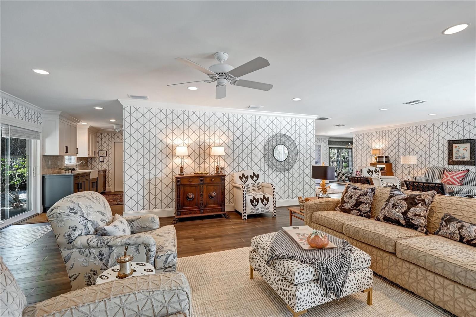 BROADWATER UNIT 1 - Residential