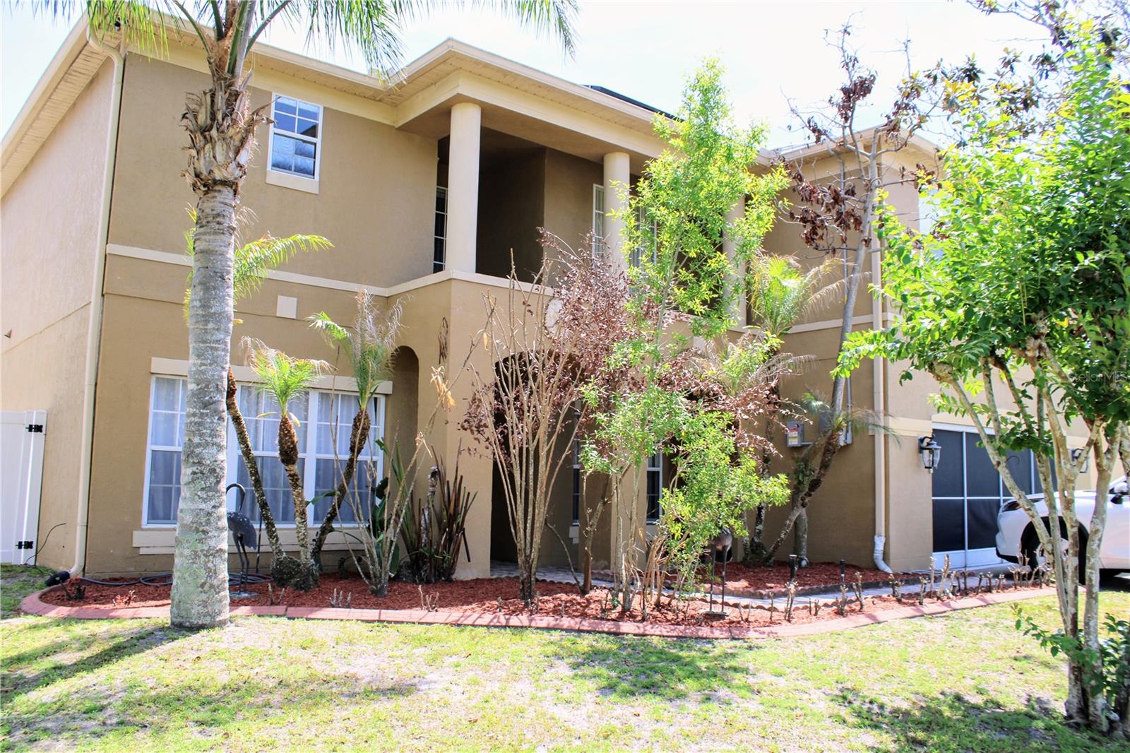 484 BRITTEN DRIVE