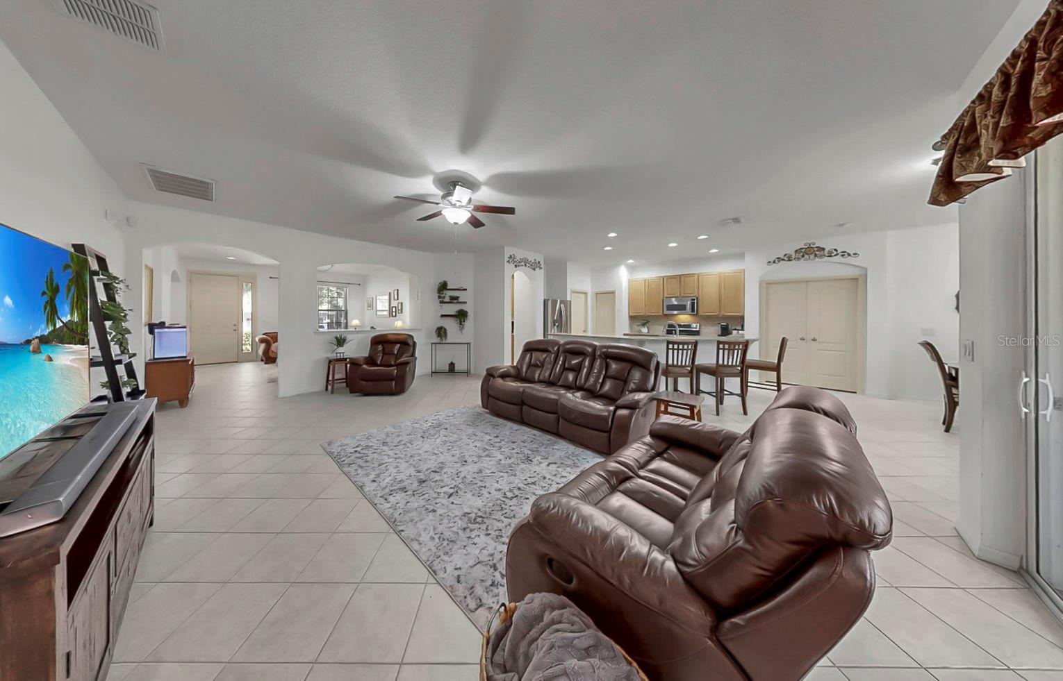 LAKEWOOD RIDGE ESTATES NORTH - Residential