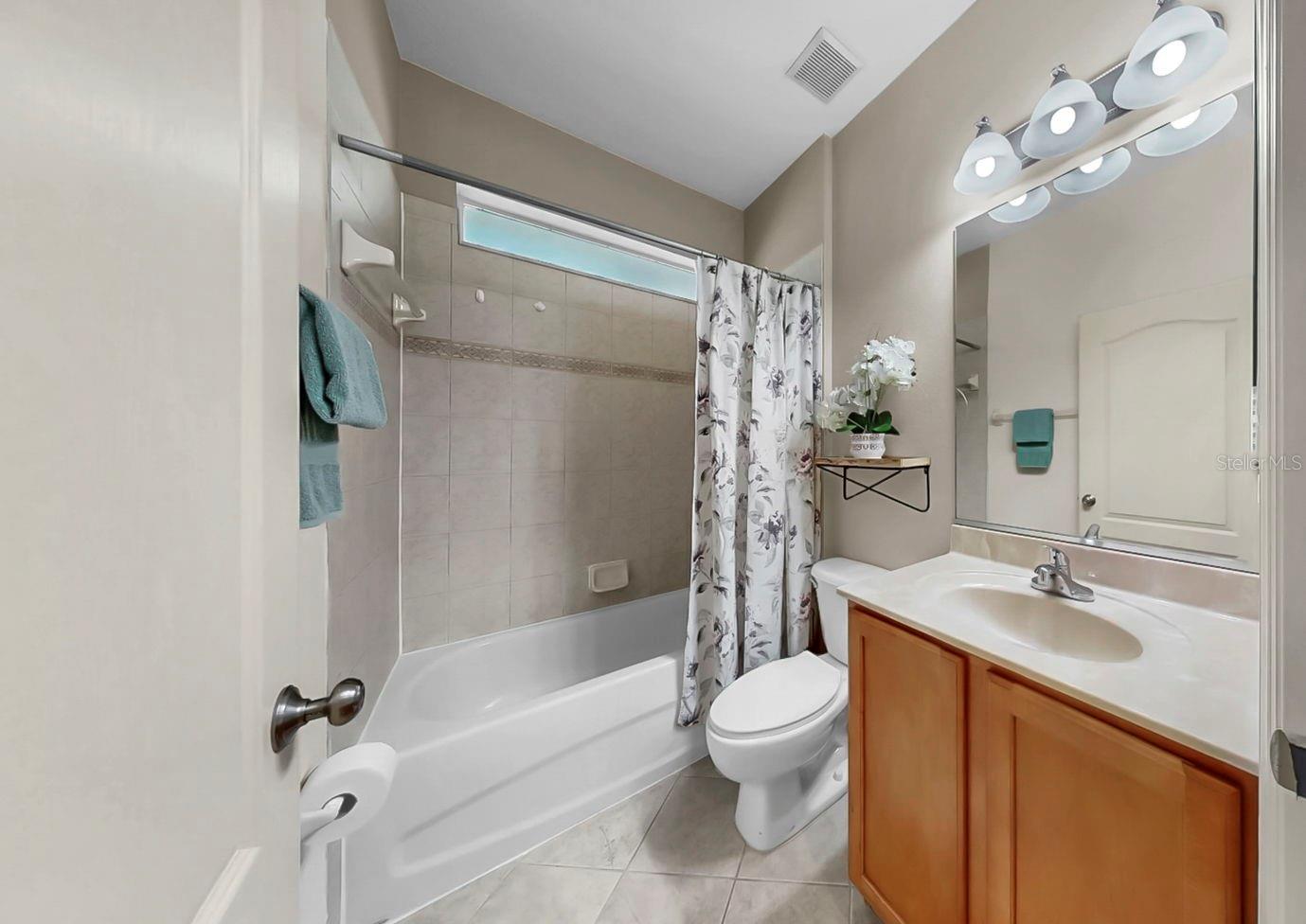 LAKEWOOD RIDGE ESTATES NORTH - Residential