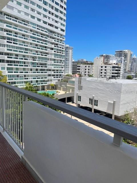 1367 COND. PIAZZA LUCHETTI 7-B