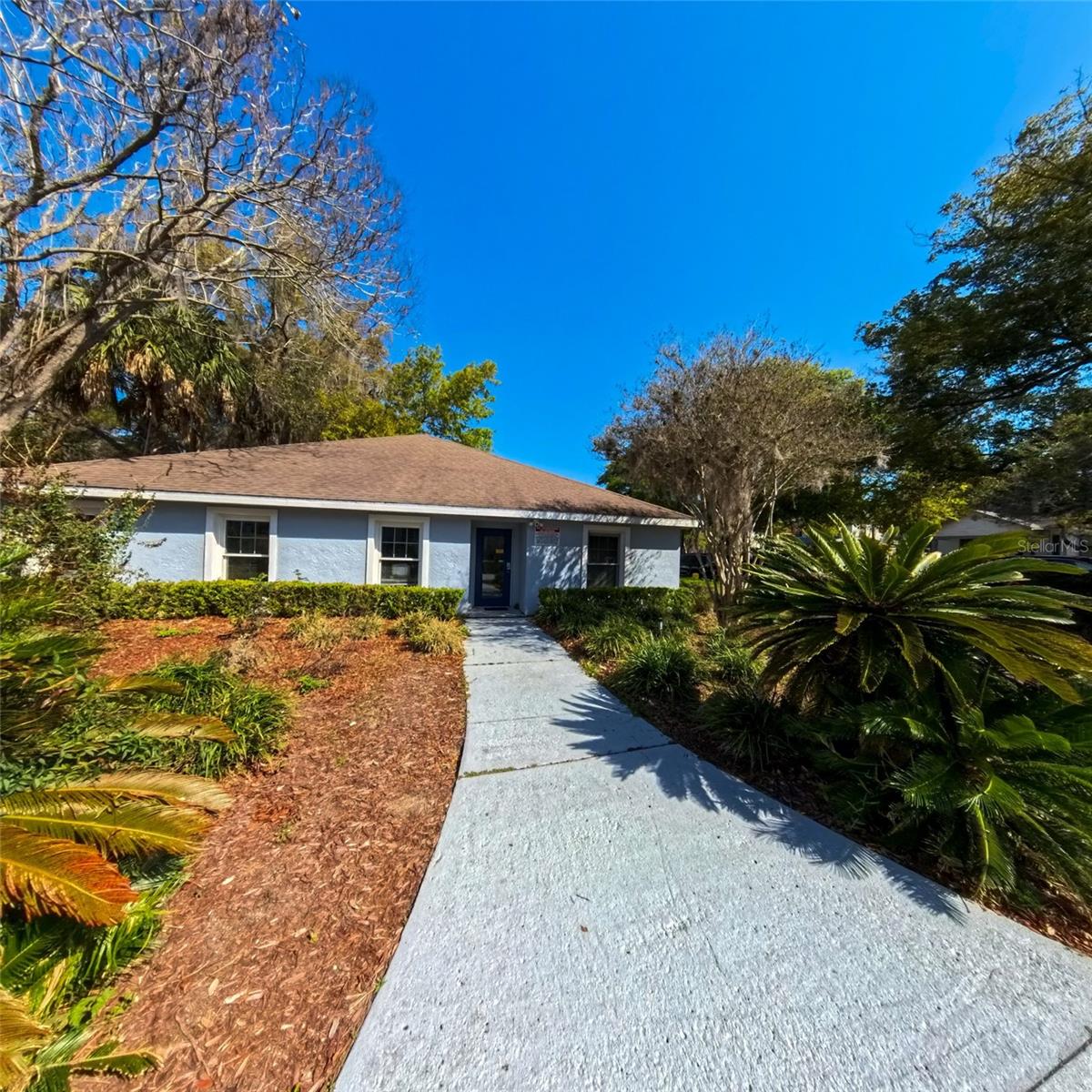 112 NE SANCHEZ AVENUE 1-2