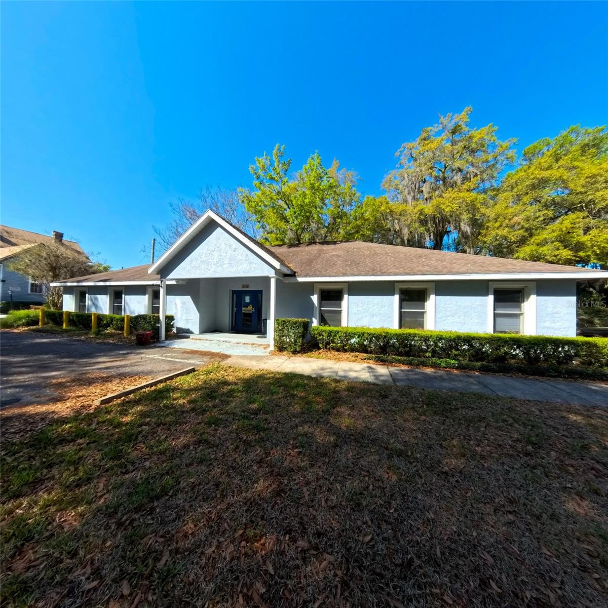 112 NE SANCHEZ AVENUE 1-2