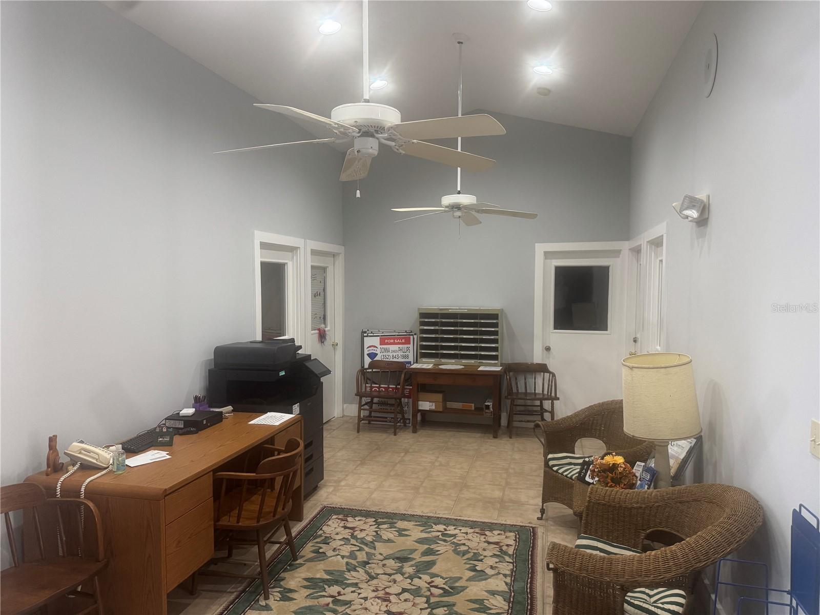 CALDWELLS ADD - Commercial Lease
