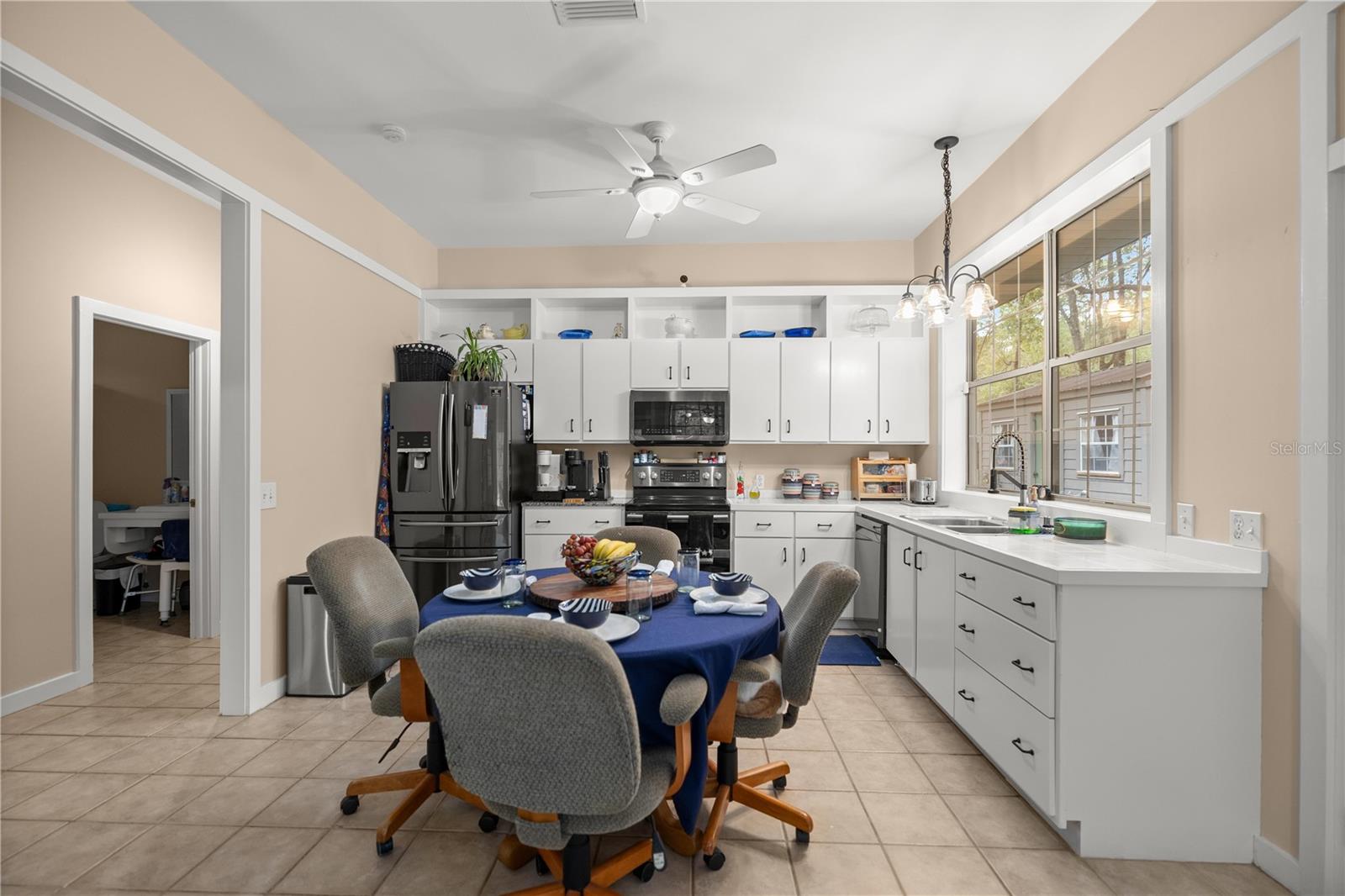 LAKE TROPICANA RANCHETTES - Residential