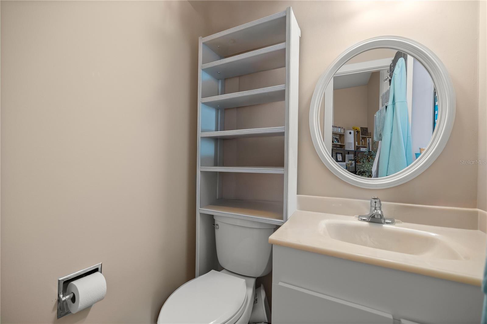 LAKE TROPICANA RANCHETTES - Residential