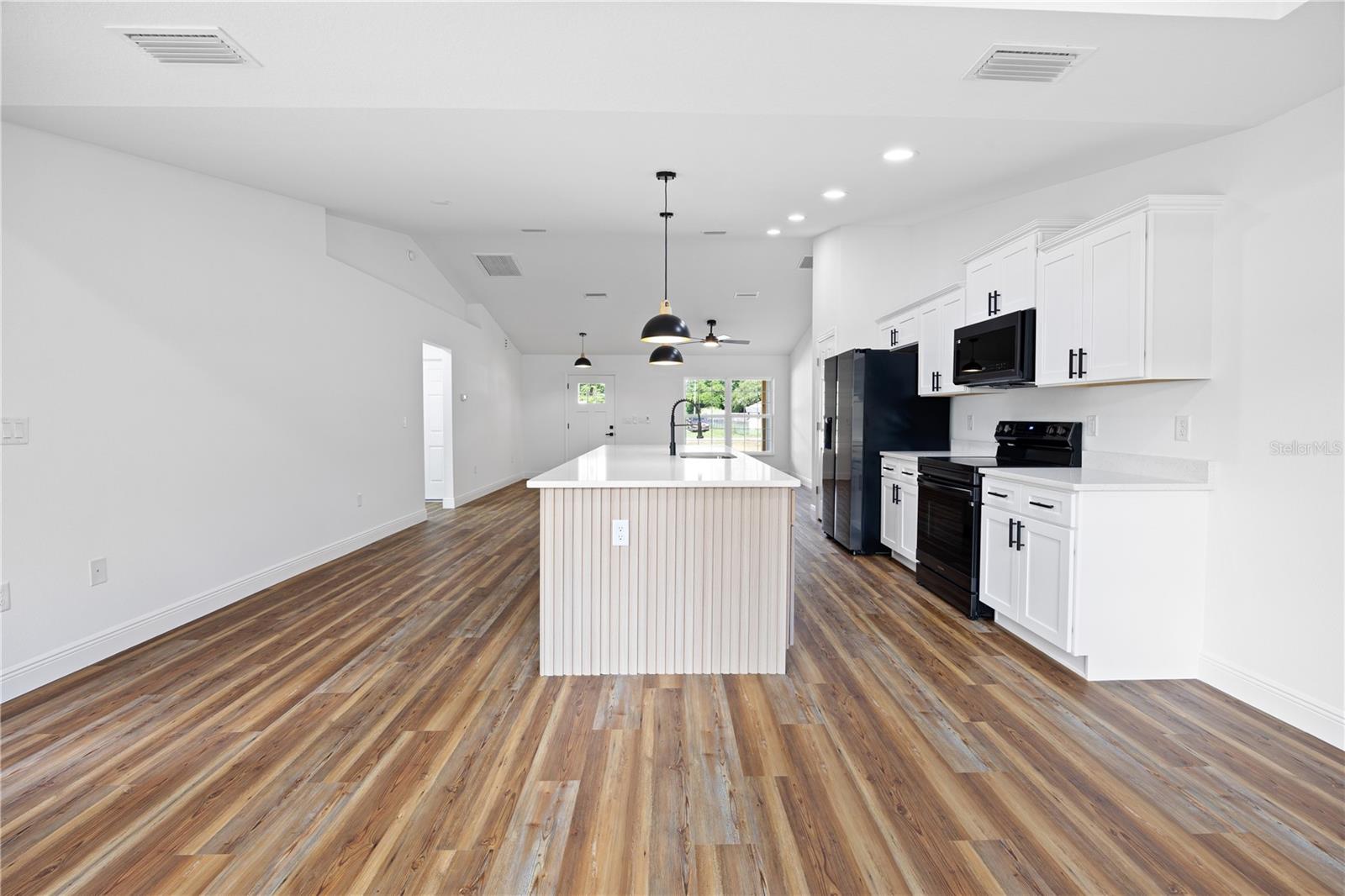 BELLEVIEW HEIGHTS ESTATE - Residential