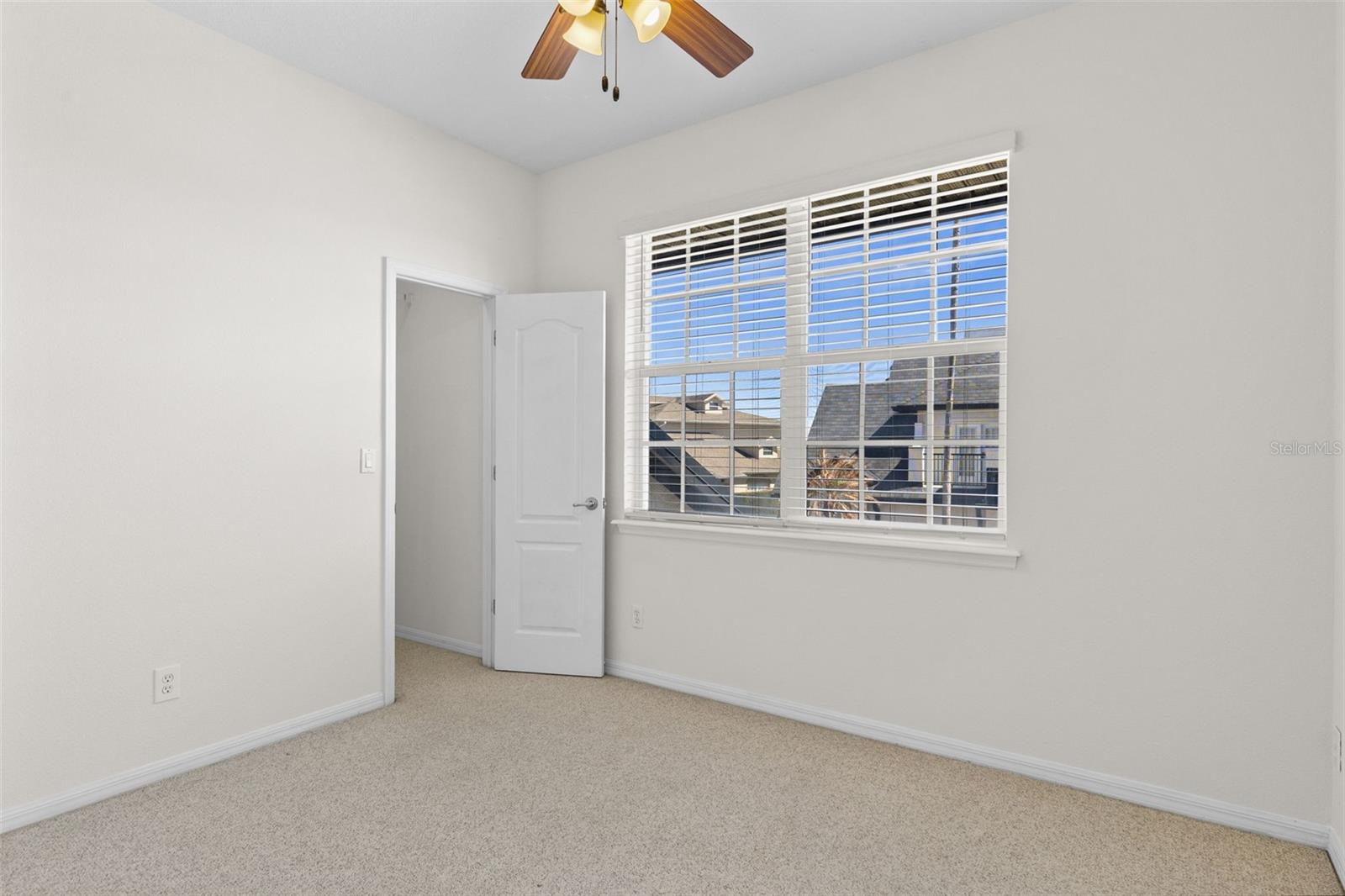 SWEETWATER RIDGE CONDO AT MAGNOLIA POINTE - Residential