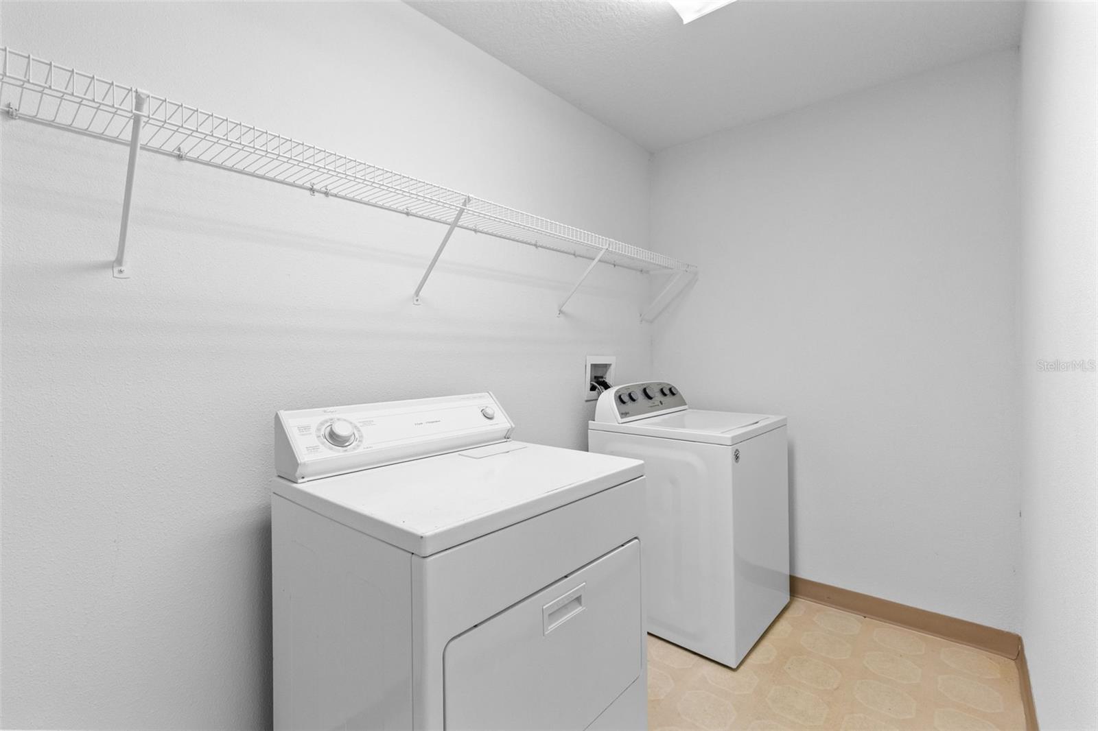 SWEETWATER RIDGE CONDO AT MAGNOLIA POINTE - Residential