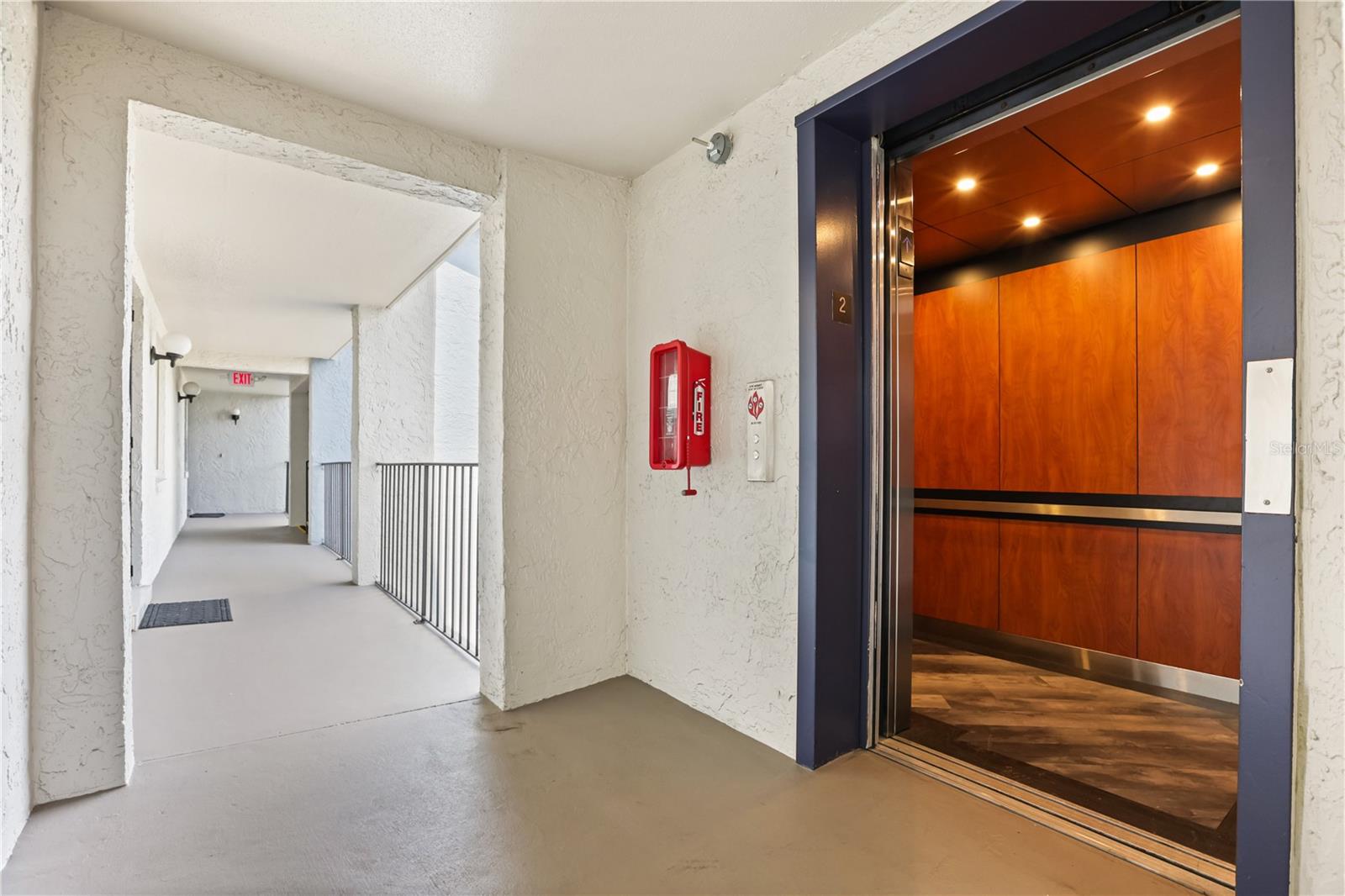 11 ESCONDIDO CIRCLE 108
