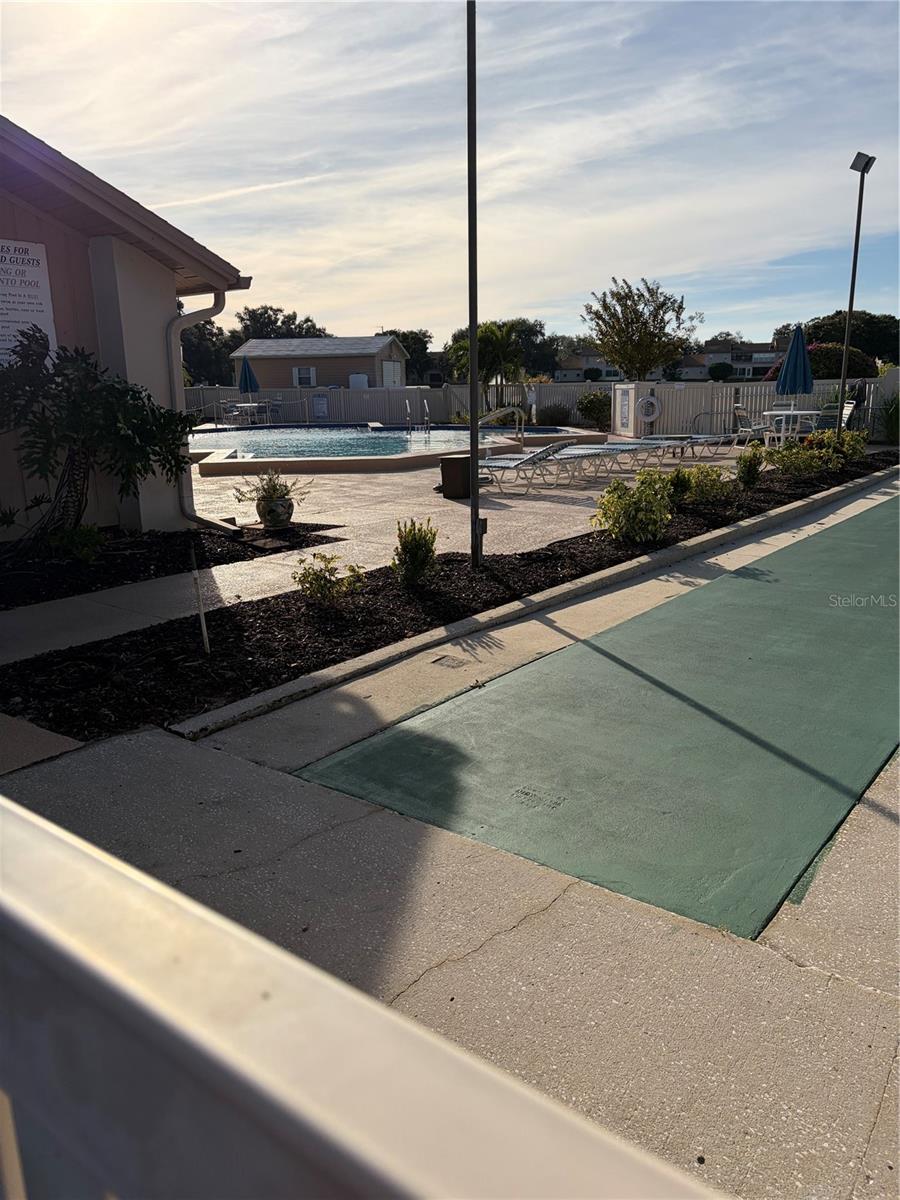 HOLIDAY LAKE VILLAS CONDO - Residential