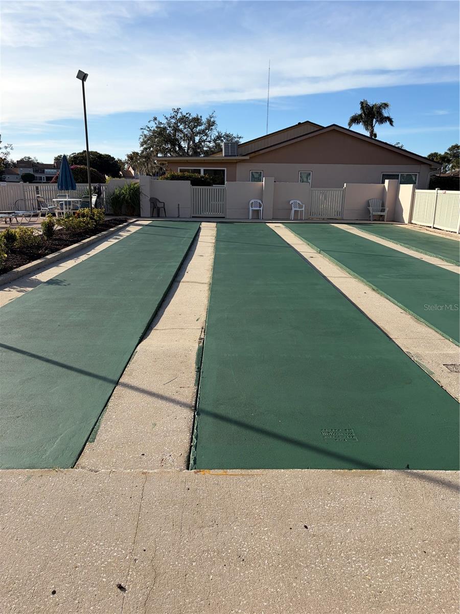 HOLIDAY LAKE VILLAS CONDO - Residential