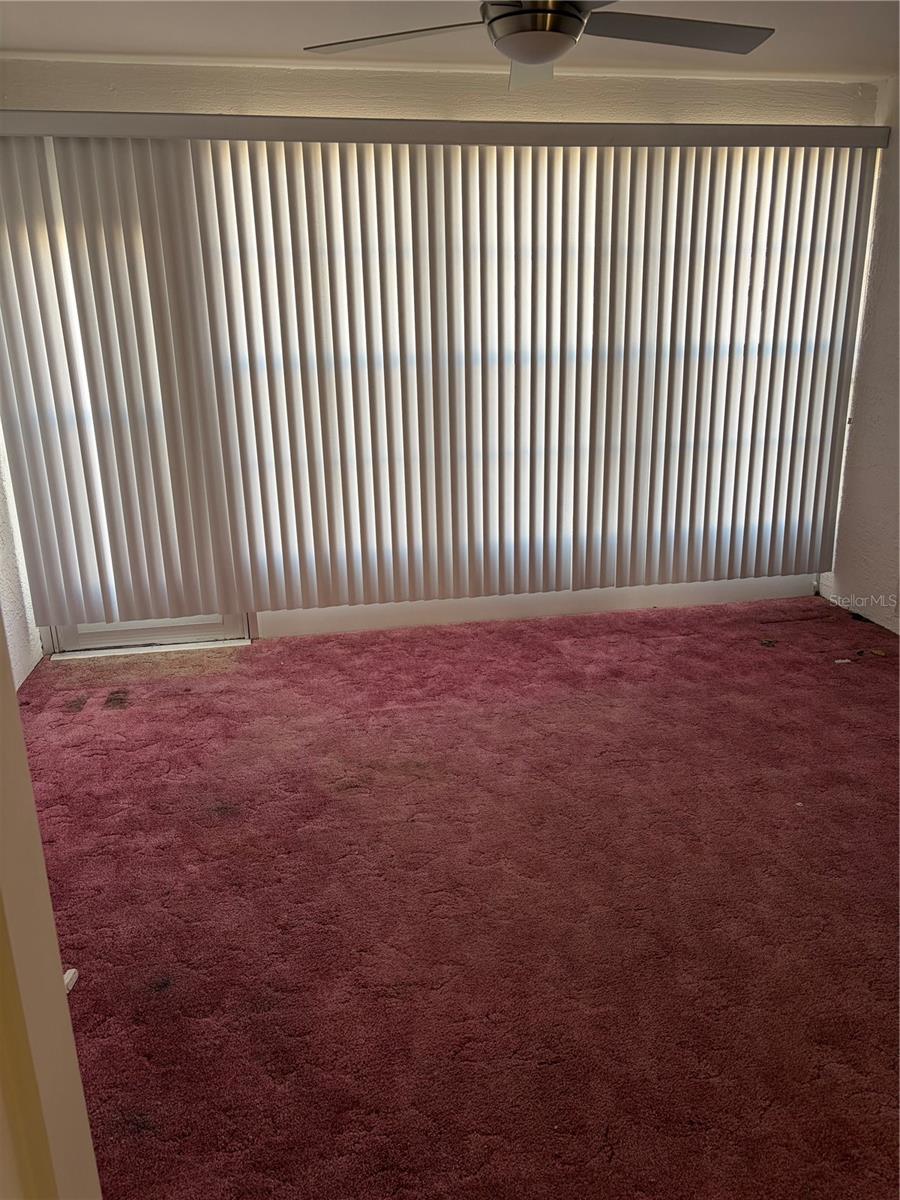 HOLIDAY LAKE VILLAS CONDO - Residential