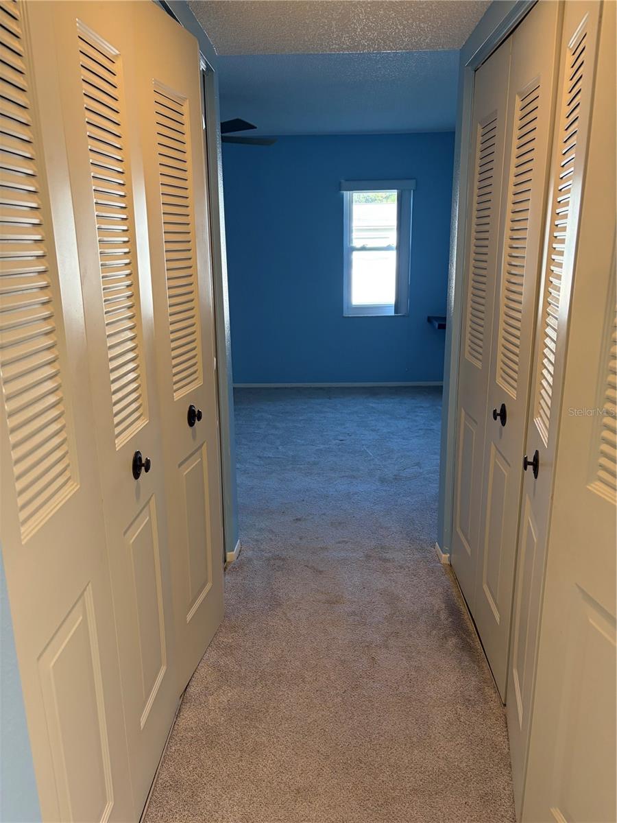 HOLIDAY LAKE VILLAS CONDO - Residential