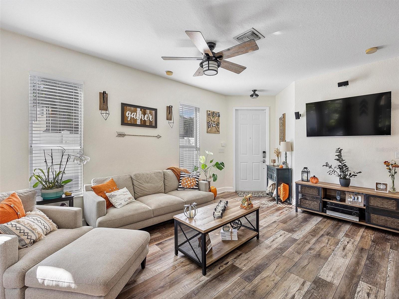 PORTOFINO POINTE - Residential