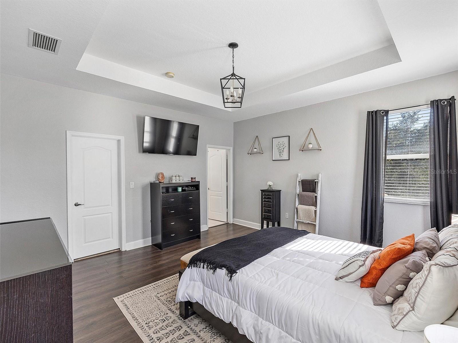 PORTOFINO POINTE - Residential