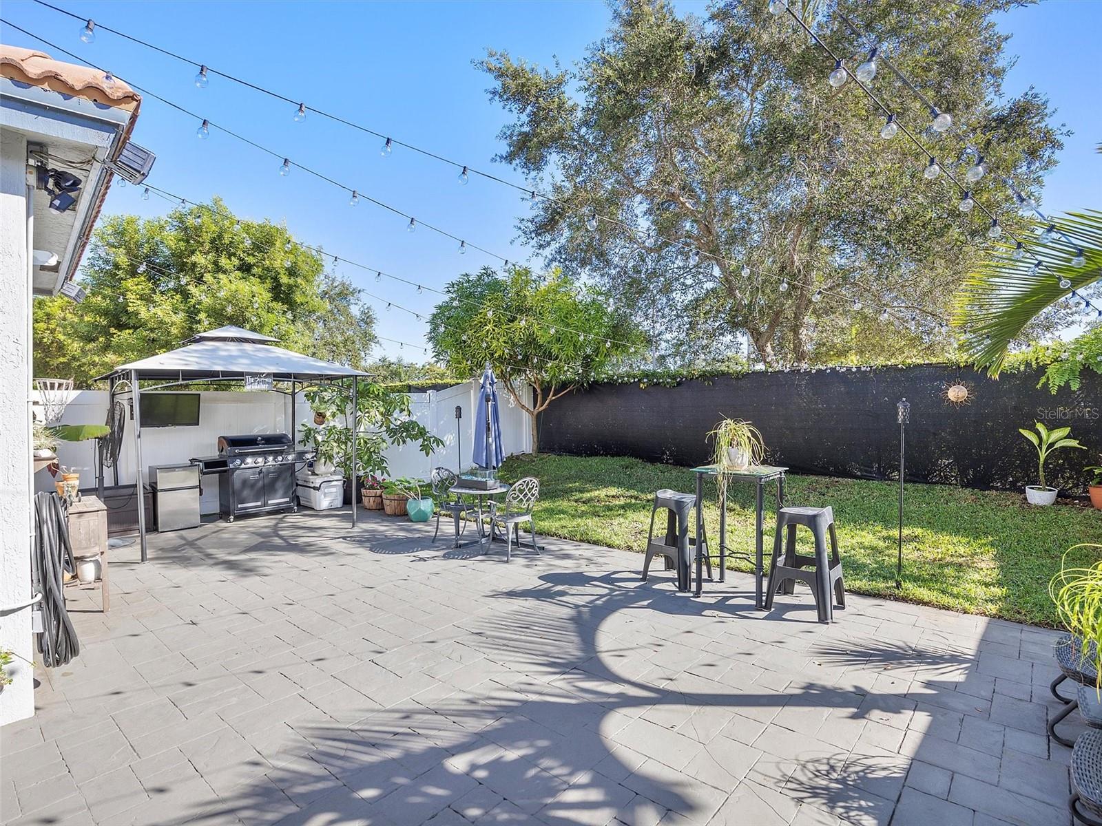 PORTOFINO POINTE - Residential