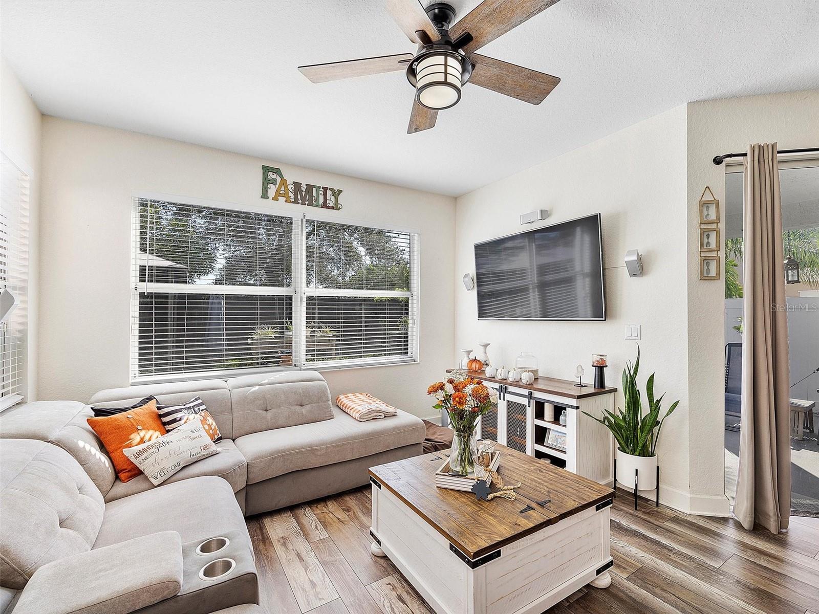 PORTOFINO POINTE - Residential