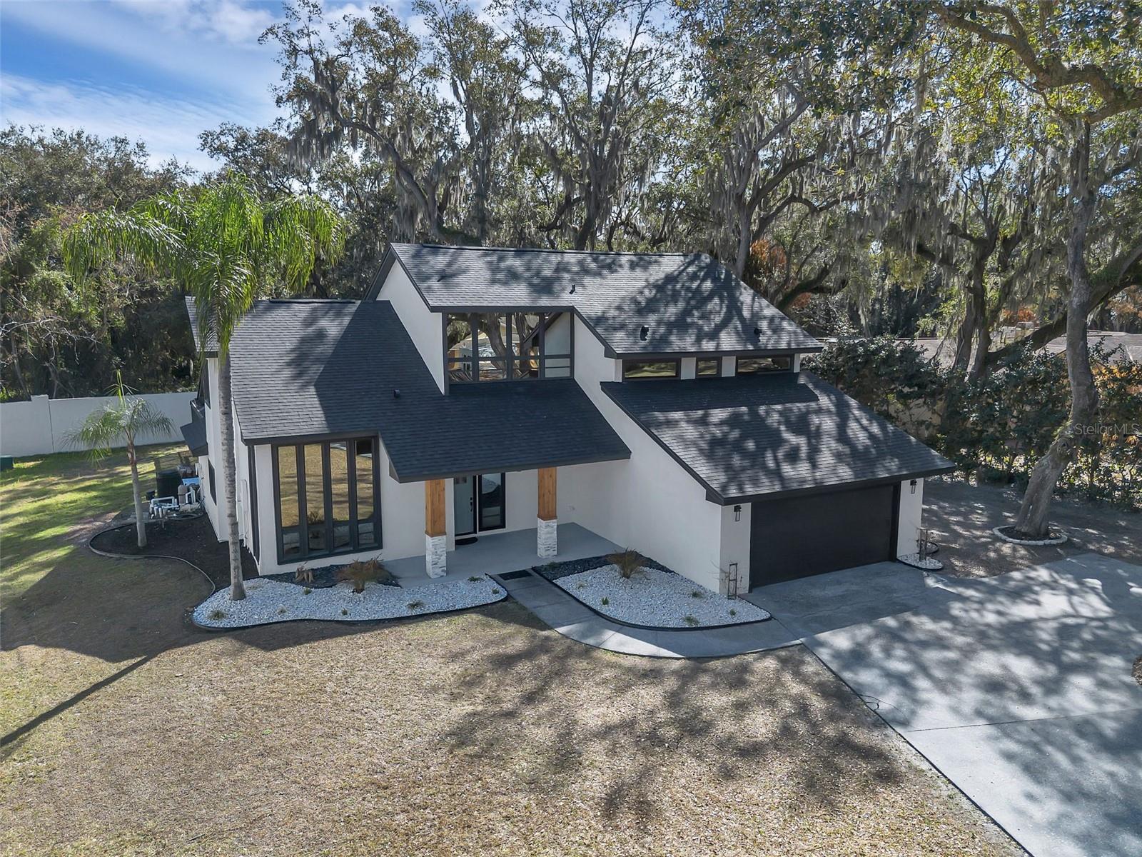 KINGS POINT - Residential