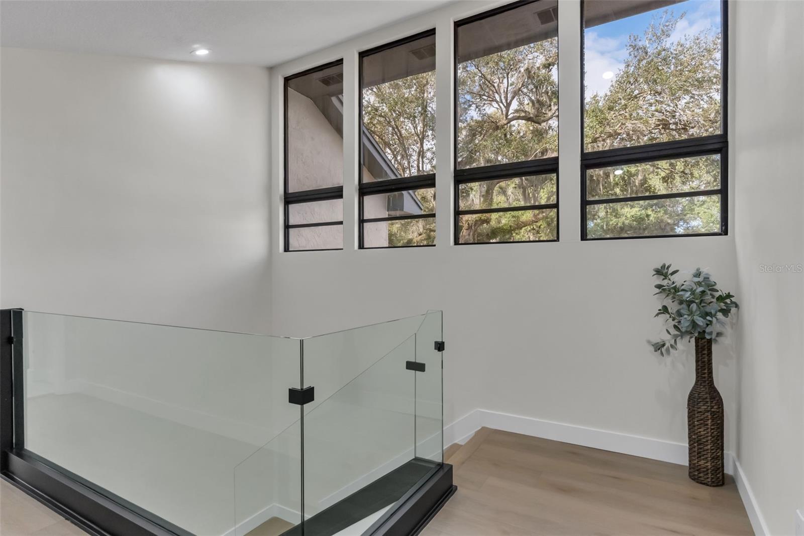 KINGS POINT - Residential