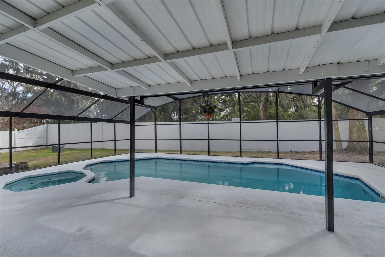 KINGS POINT - Residential