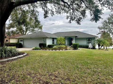 A home in AUBURNDALE