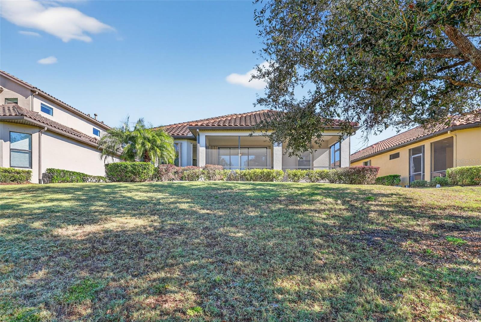 ESPLANADE PH I - Residential