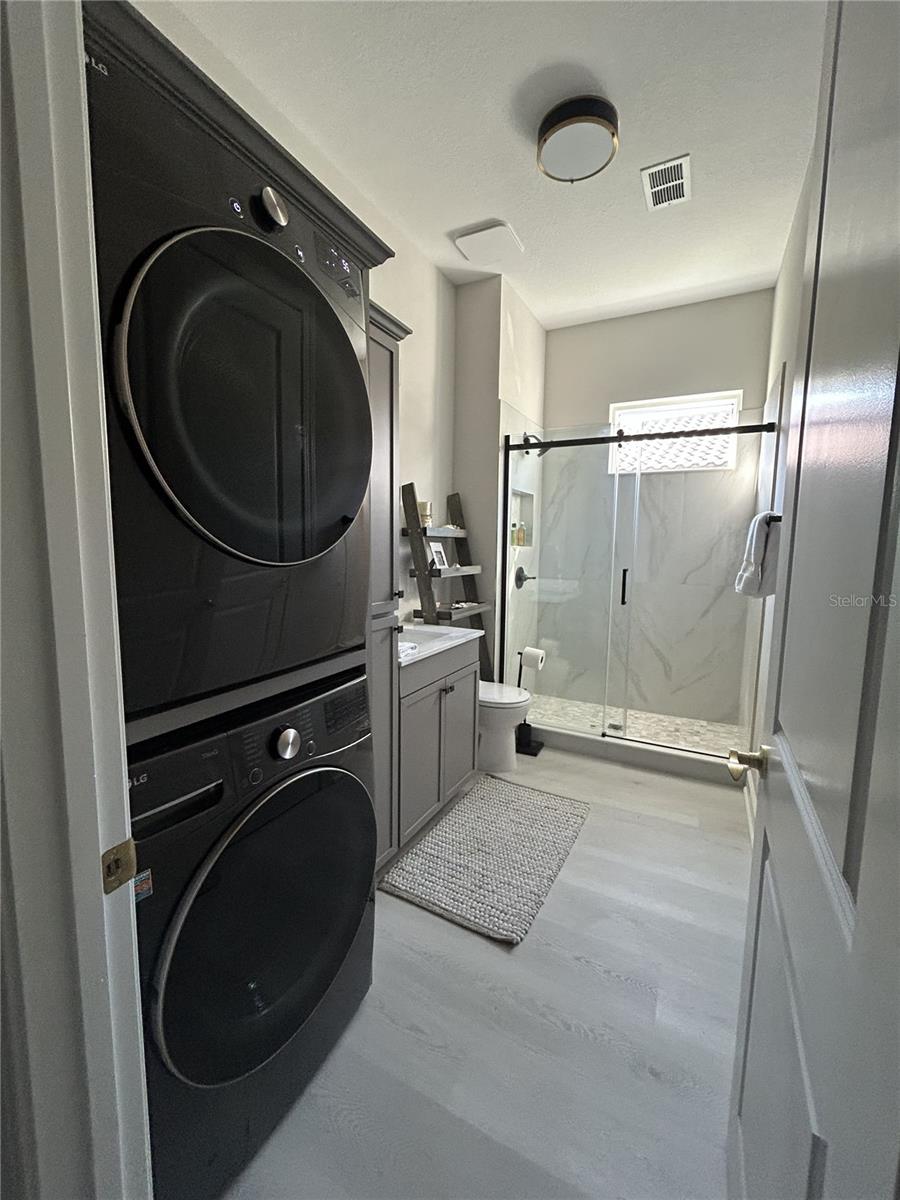 ESPLANADE PH I - Residential