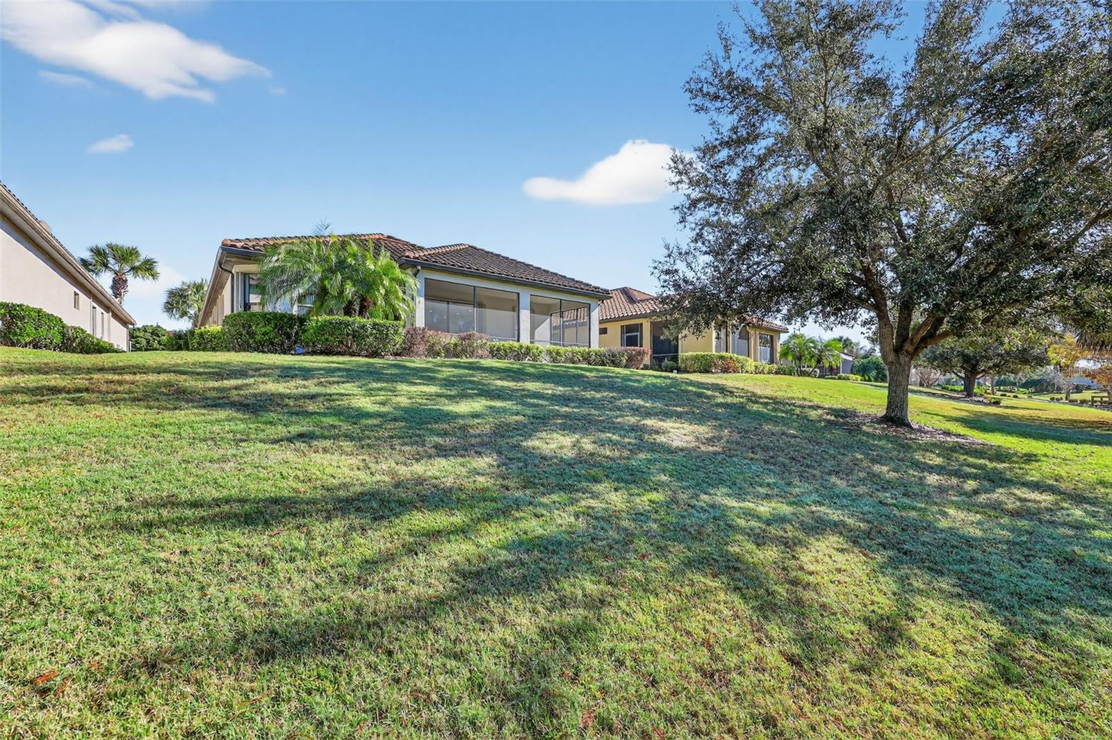 ESPLANADE PH I - Residential