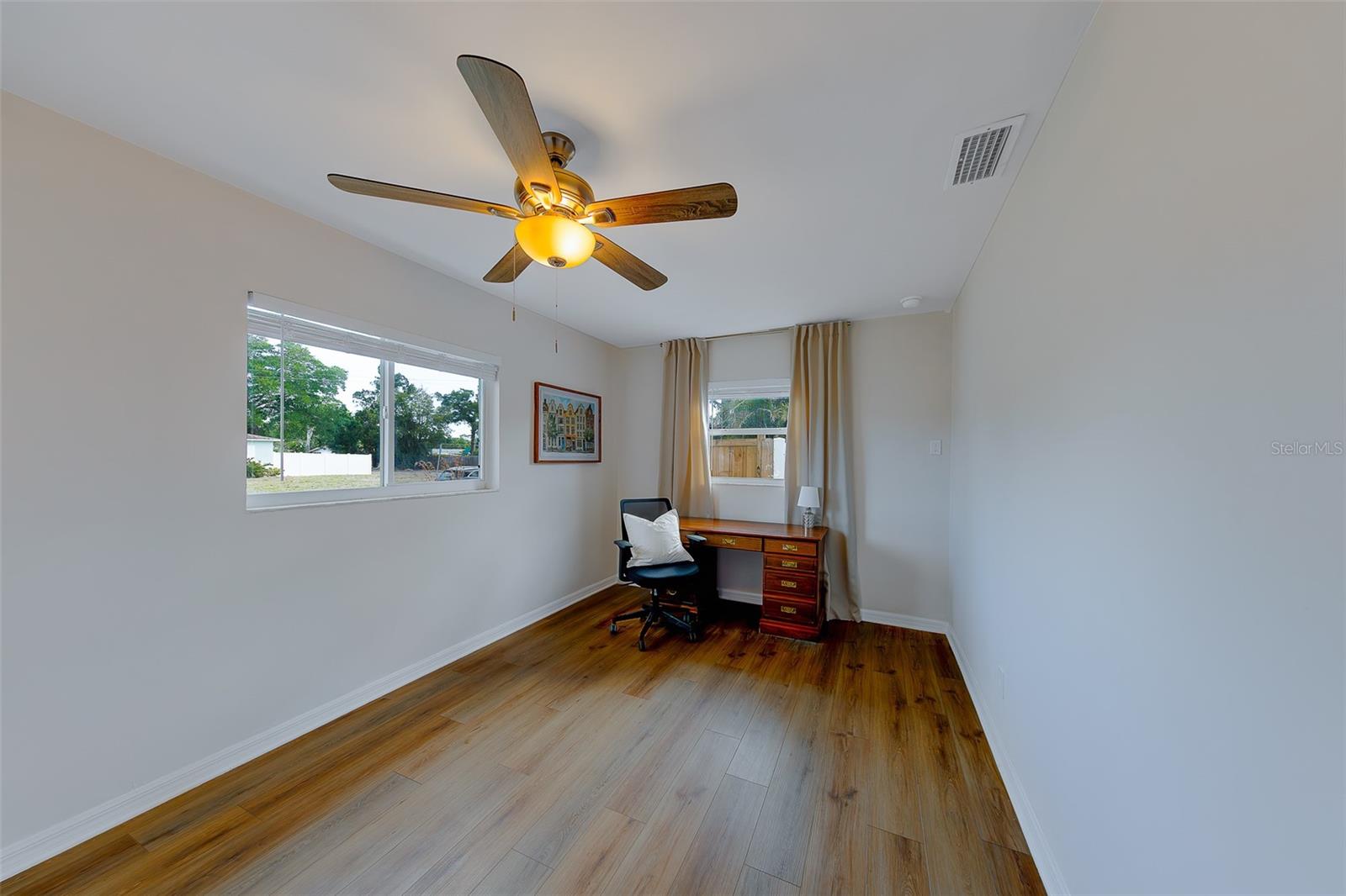 OAKHURST - Residential