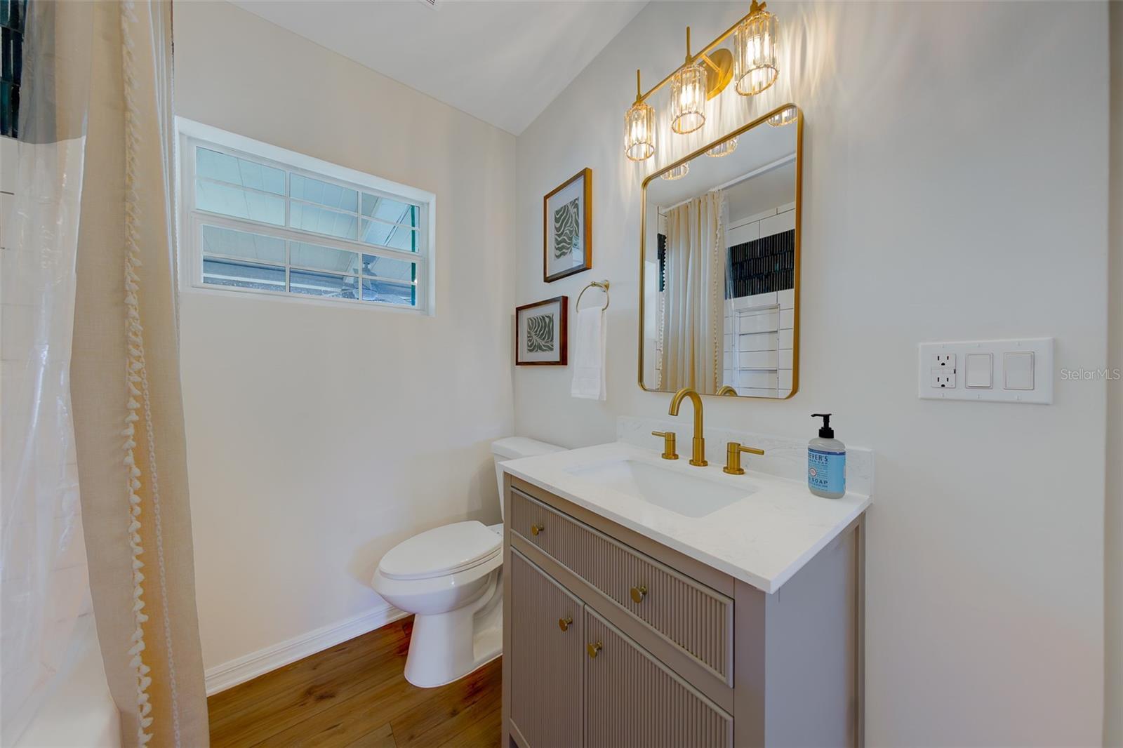 OAKHURST - Residential