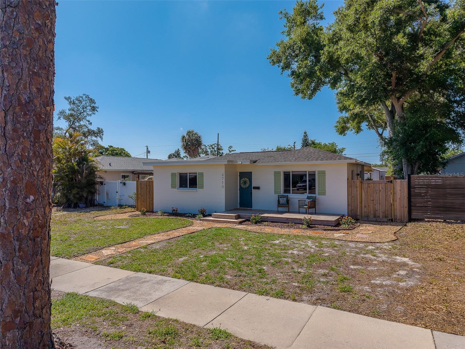 OAKHURST - Residential