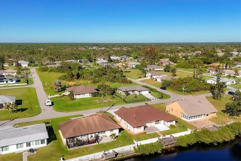 A home in NORTH PORT