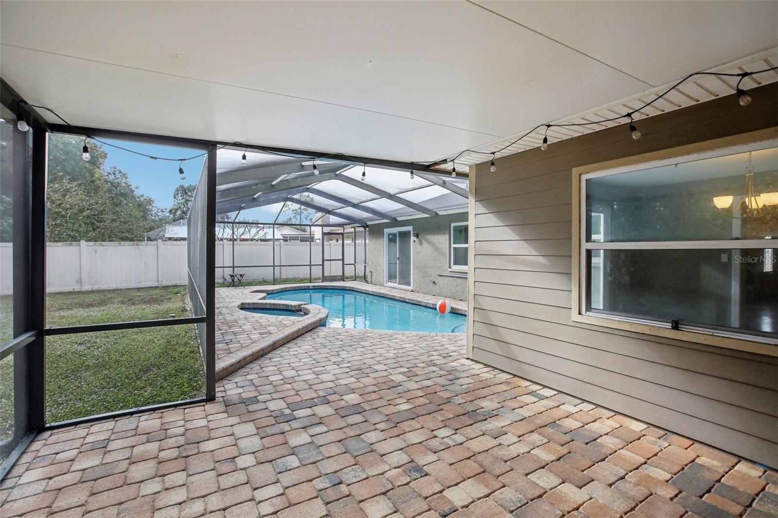 WOODBRIAR WEST - Residential