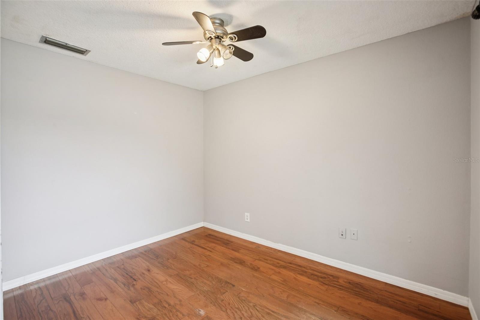 WOODBRIAR WEST - Residential