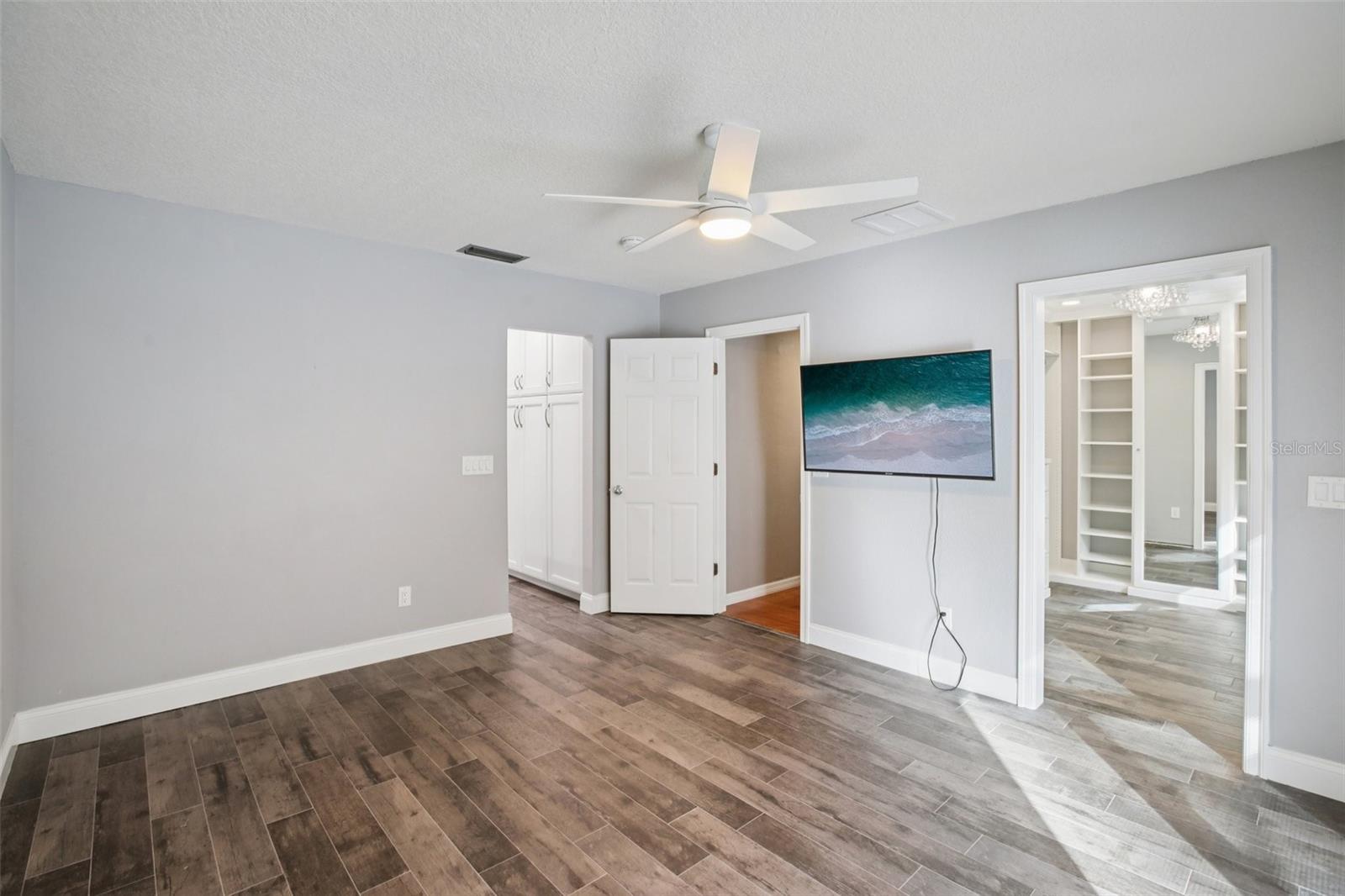 WOODBRIAR WEST - Residential