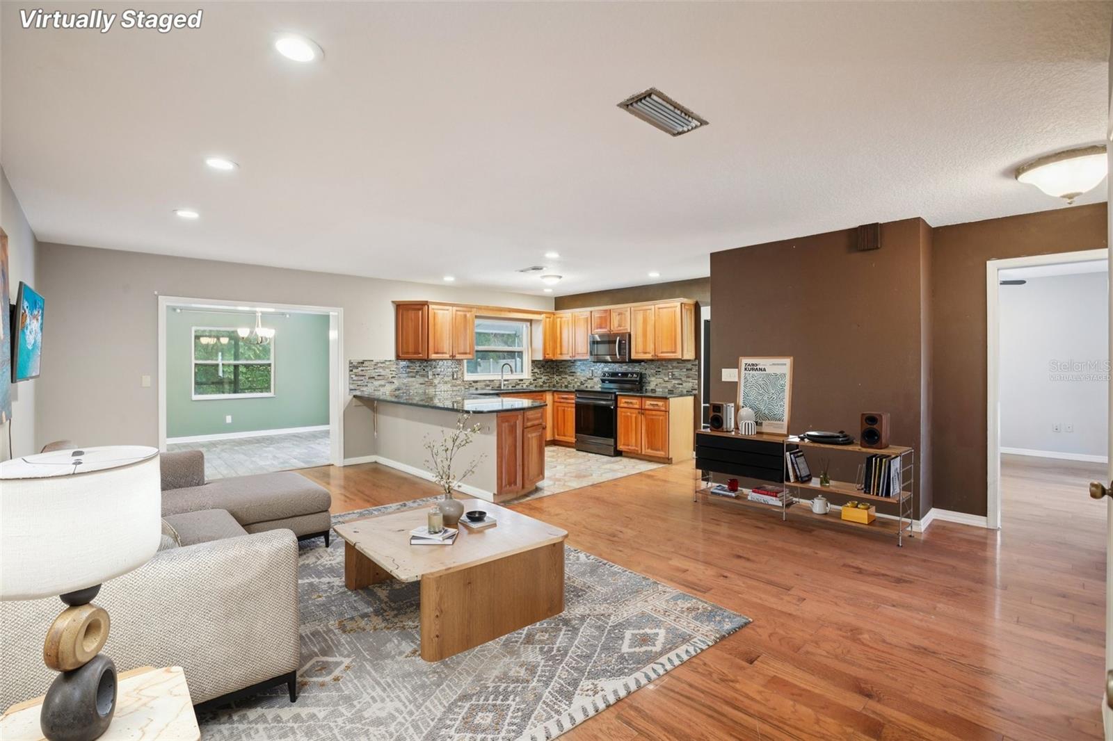 WOODBRIAR WEST - Residential