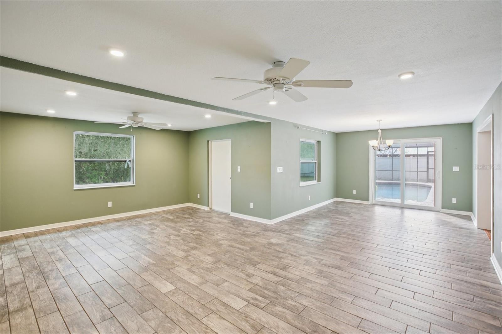 WOODBRIAR WEST - Residential