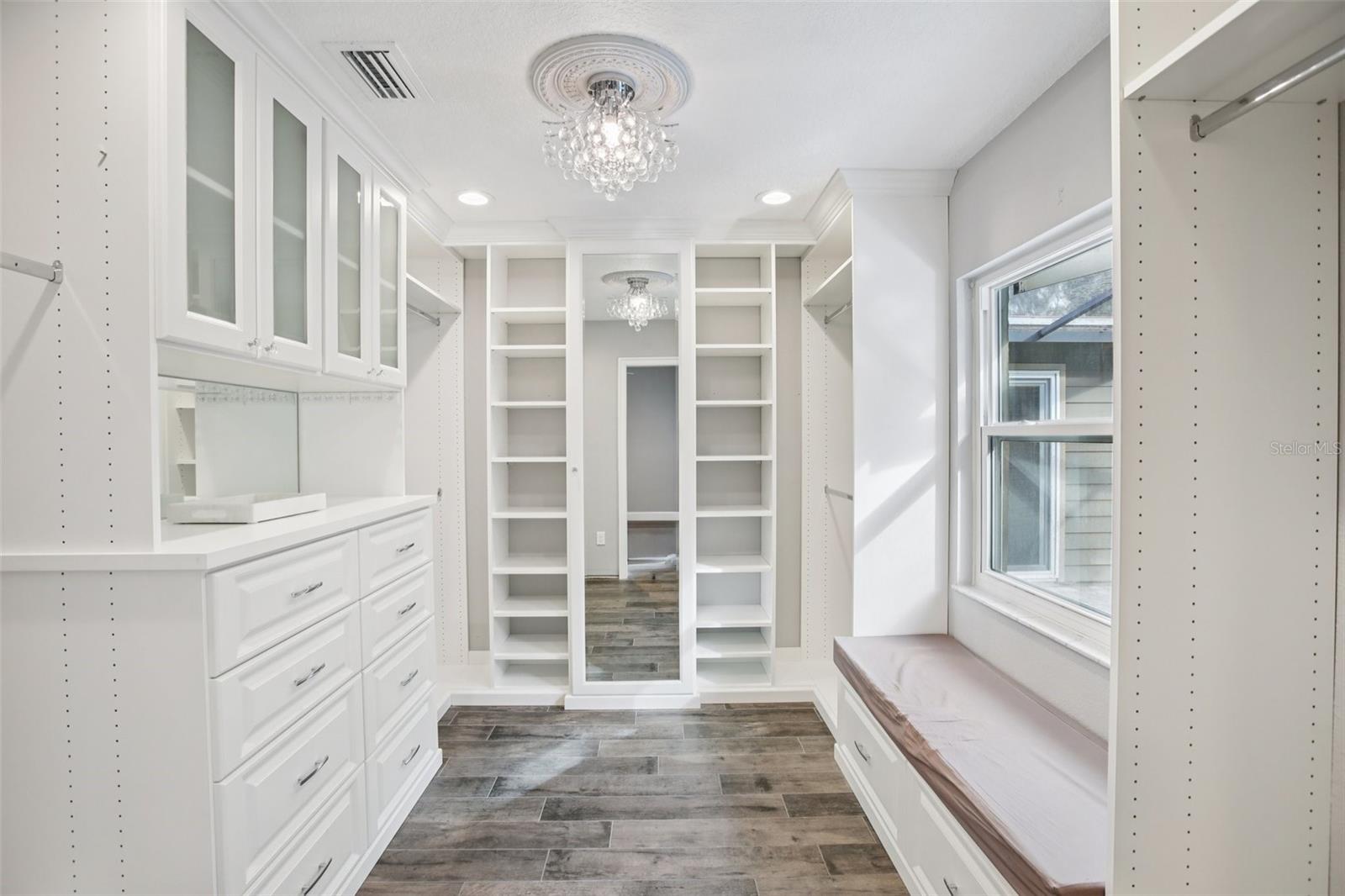 WOODBRIAR WEST - Residential