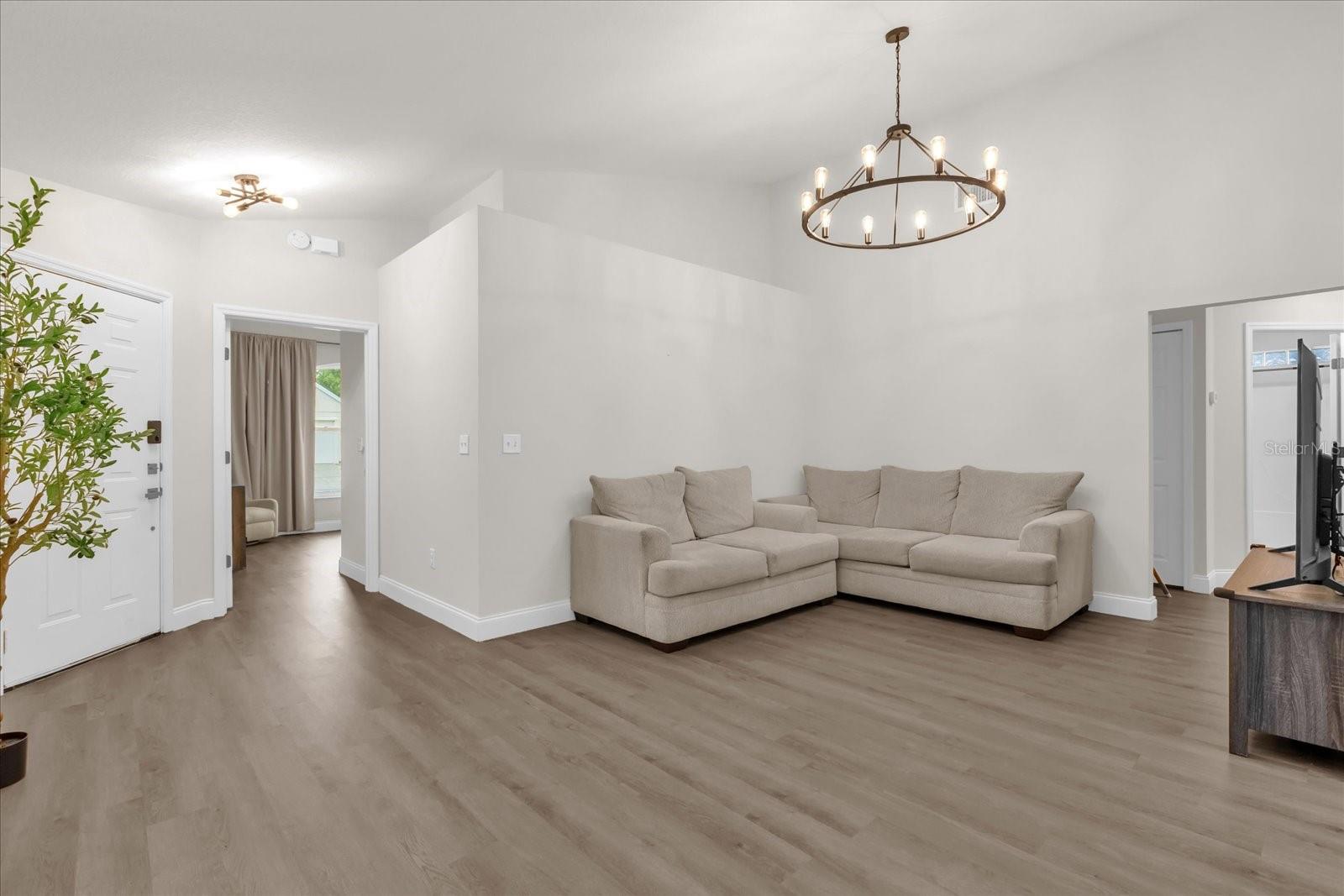ROYAL RIDGE PH ONE ADD - Residential