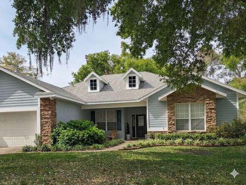 Photo of 556 Summerwood Drive, Minneola, FL 34715 (MLS # TB8494358)