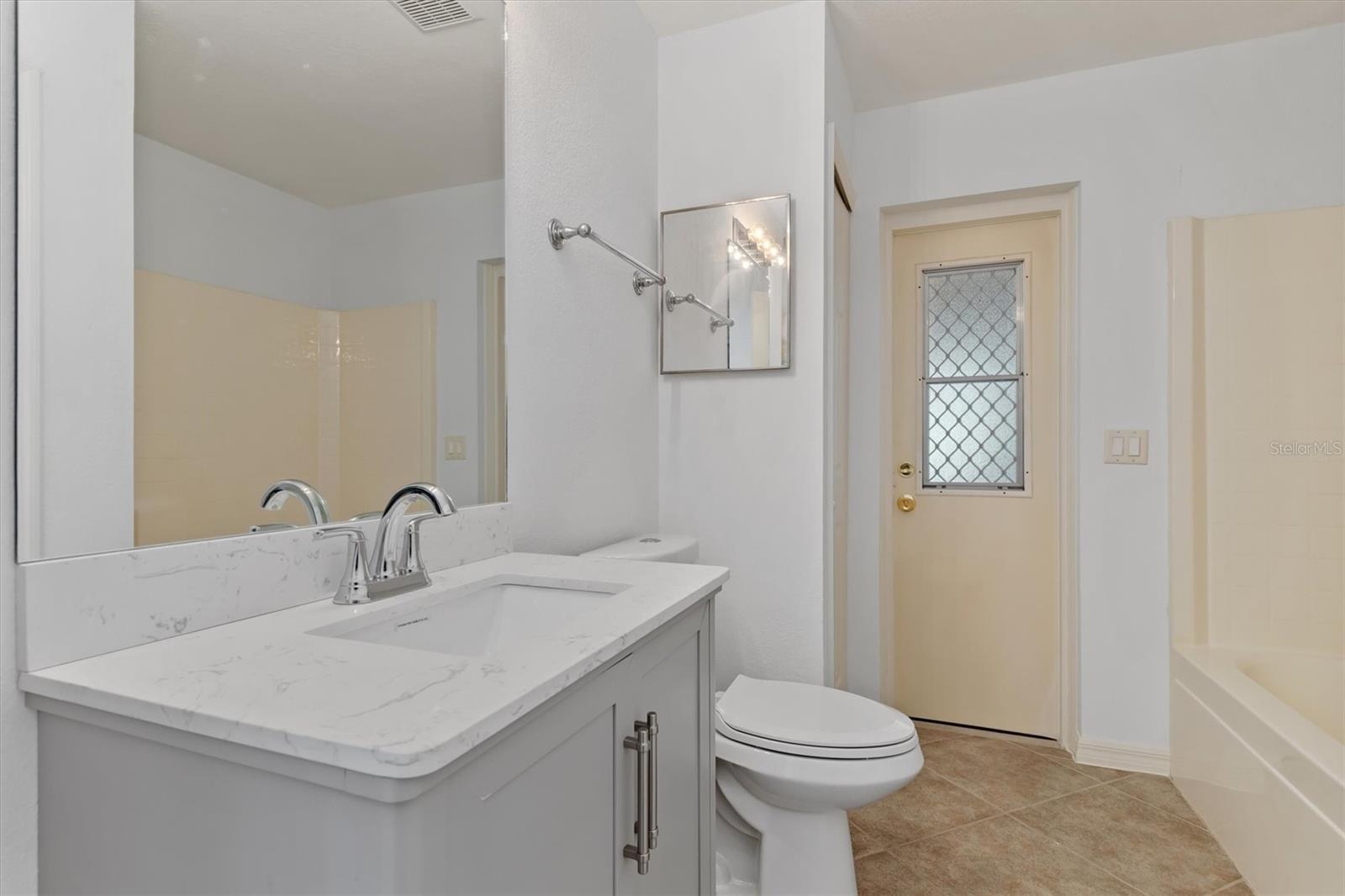 PUNTA GORDA ISLES SEC 16 - Residential