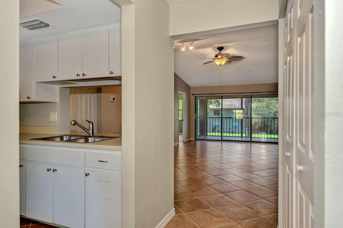 SUMMERSIDE - Residential Lease