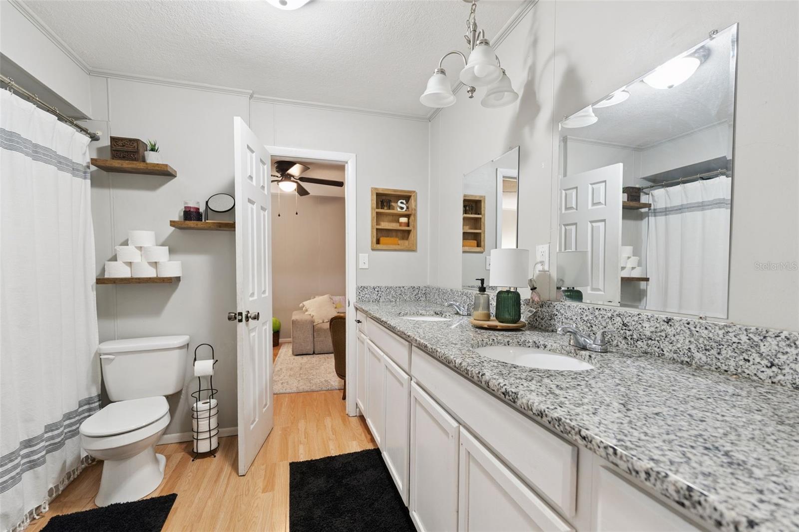 DIXIE HWY GARDENS - Residential