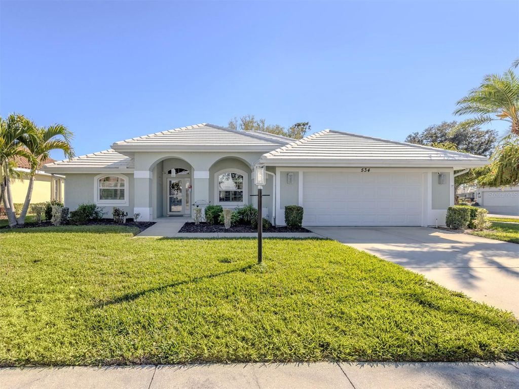 Photo of 534 Westmount Lane, Venice, FL 34293 (MLS # N6143141)